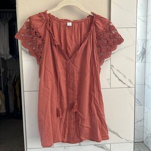Old Navy rose Lacey blouse